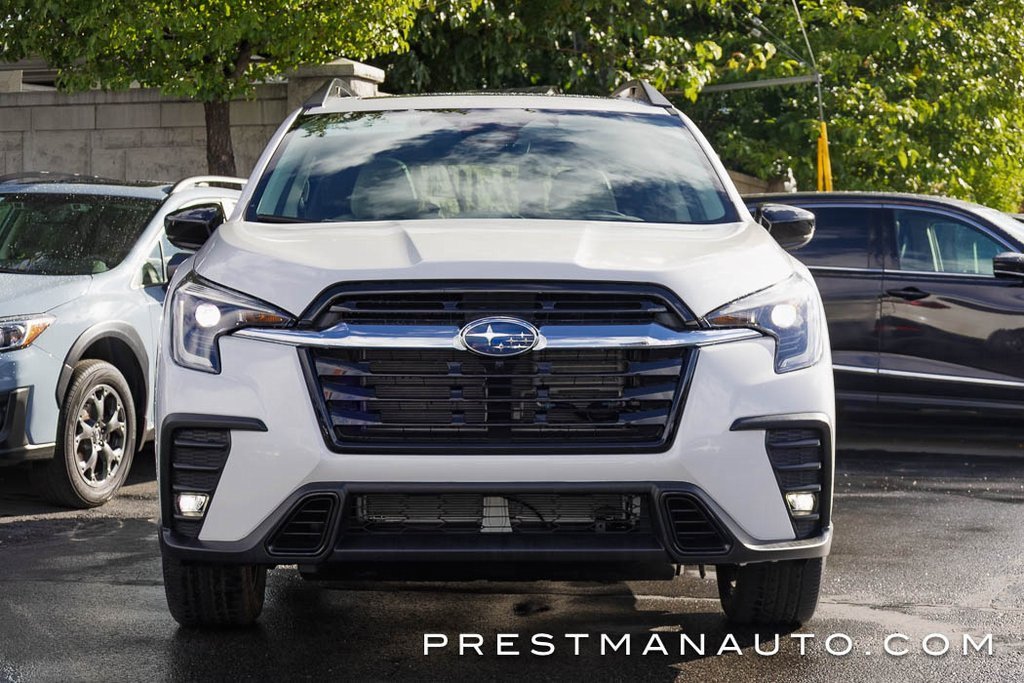 Used 2025 Subaru Ascent Limited image 14