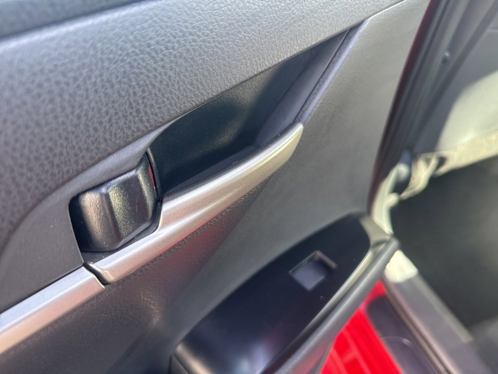 Used 2025 Toyota Camry SE image 23