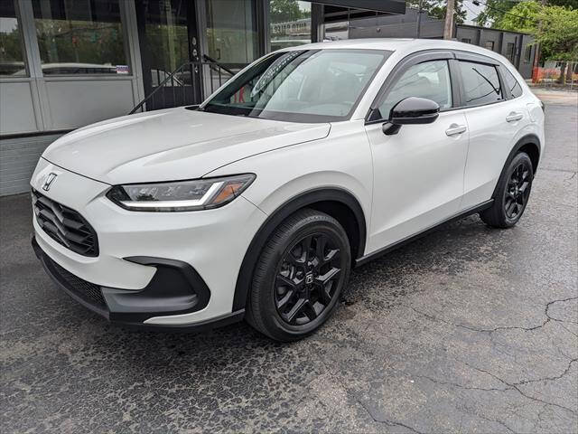 Used 2023 Honda HR-V Sport image 1
