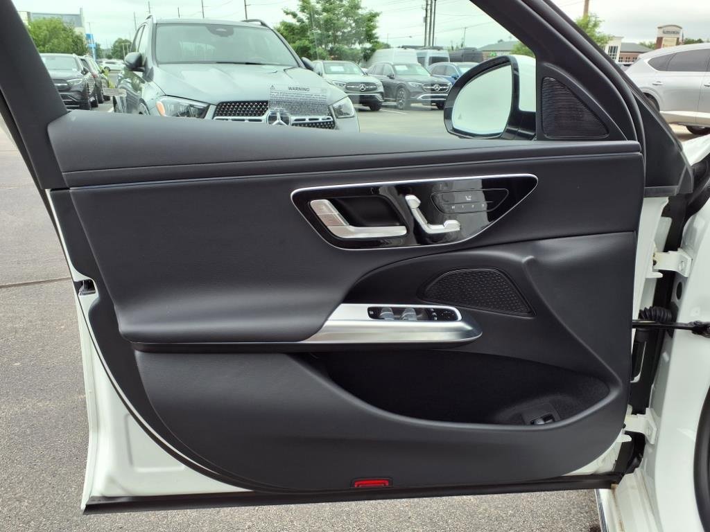 New 2025 Mercedes-Benz E 450 4MATIC Sedan image 11