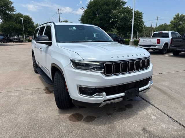 Certified 2024 Jeep Wagoneer L Series II RWD image 4