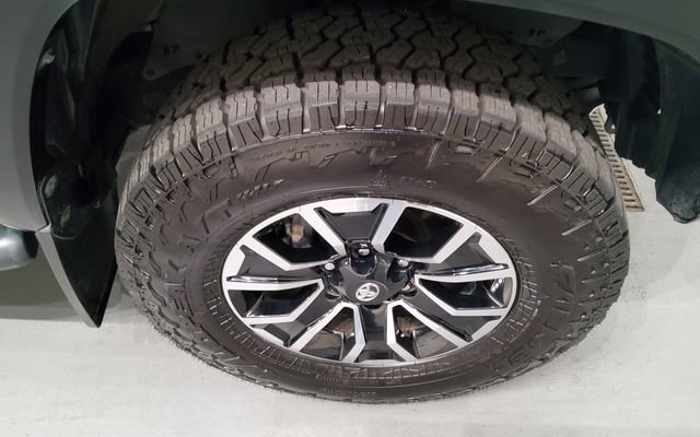 Used 2023 Toyota Tacoma TRD Sport AWD/4WD image 39