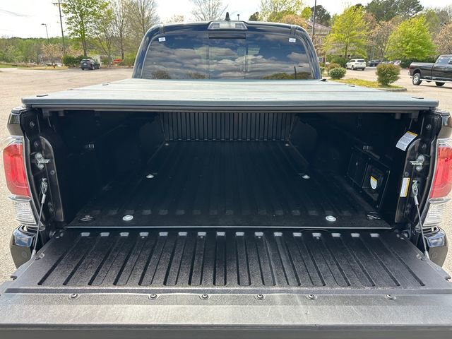 Used 2021 Toyota Tacoma Limited image 30