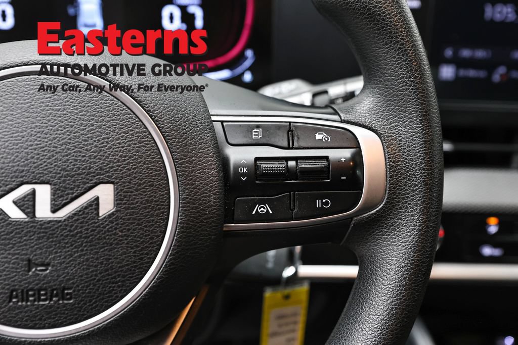 Used 2024 Kia Sportage LX FWD image 15