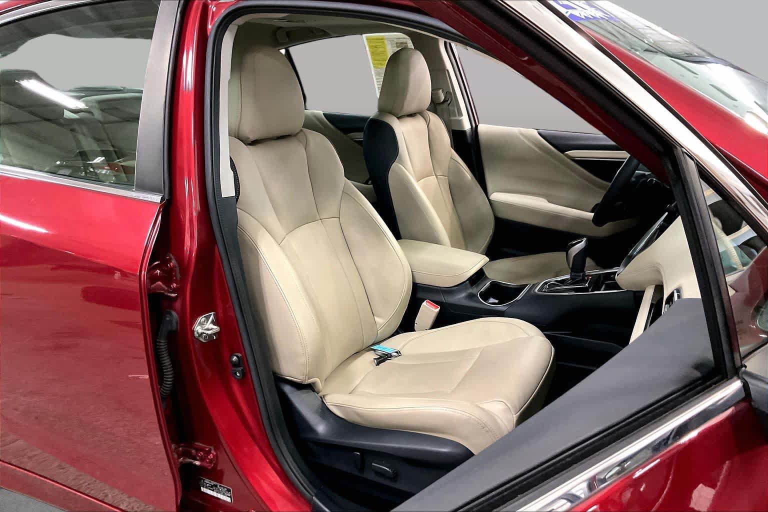 Used 2021 Subaru Legacy Limited XT AWD/4WD image 9