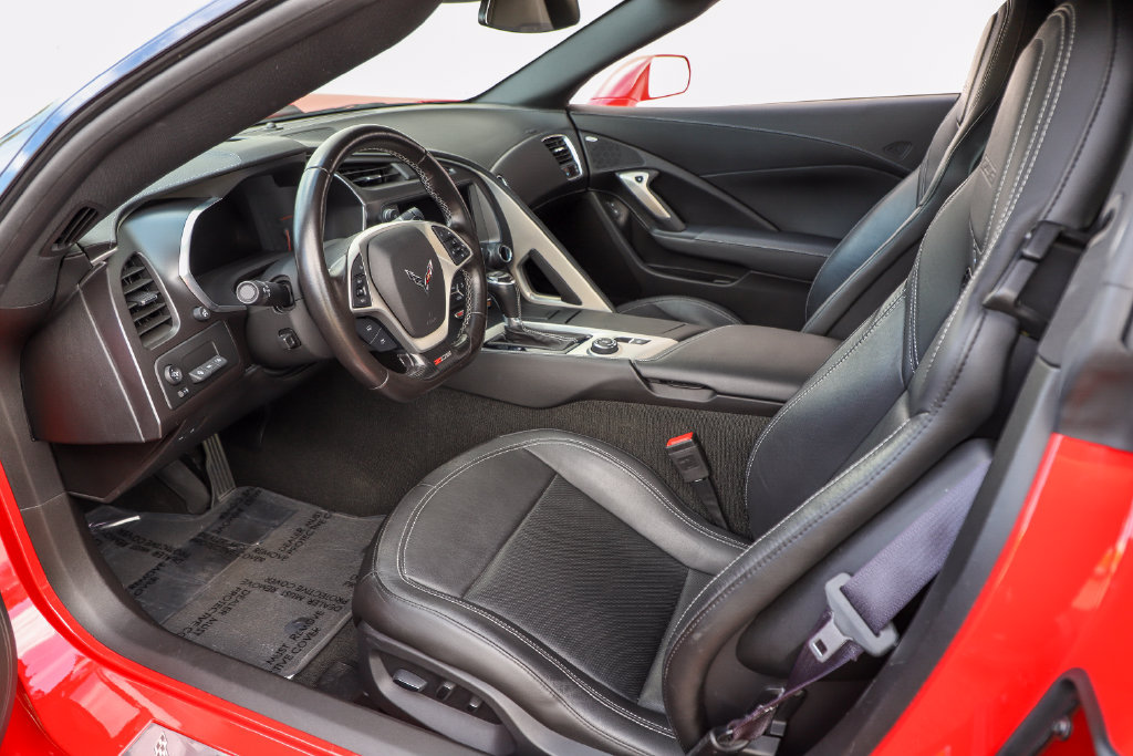 Used 2017 Chevrolet Corvette Z06 w/ Z07 Performance Package RWD image 21