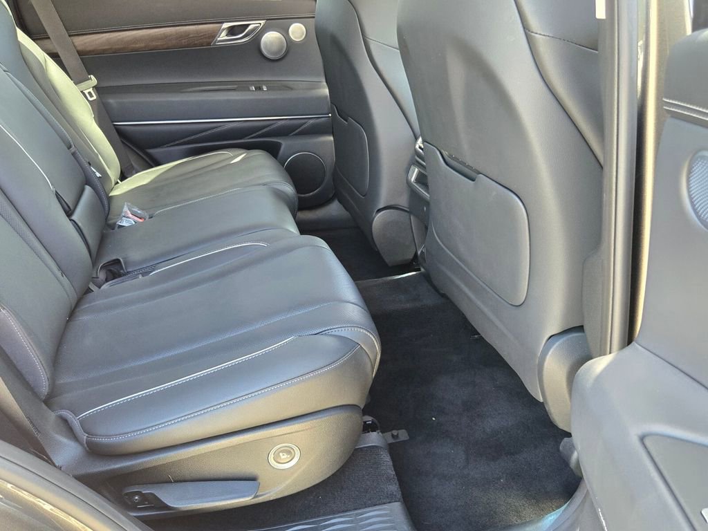 Used 2025 Genesis GV80 3.5T Advanced image 16