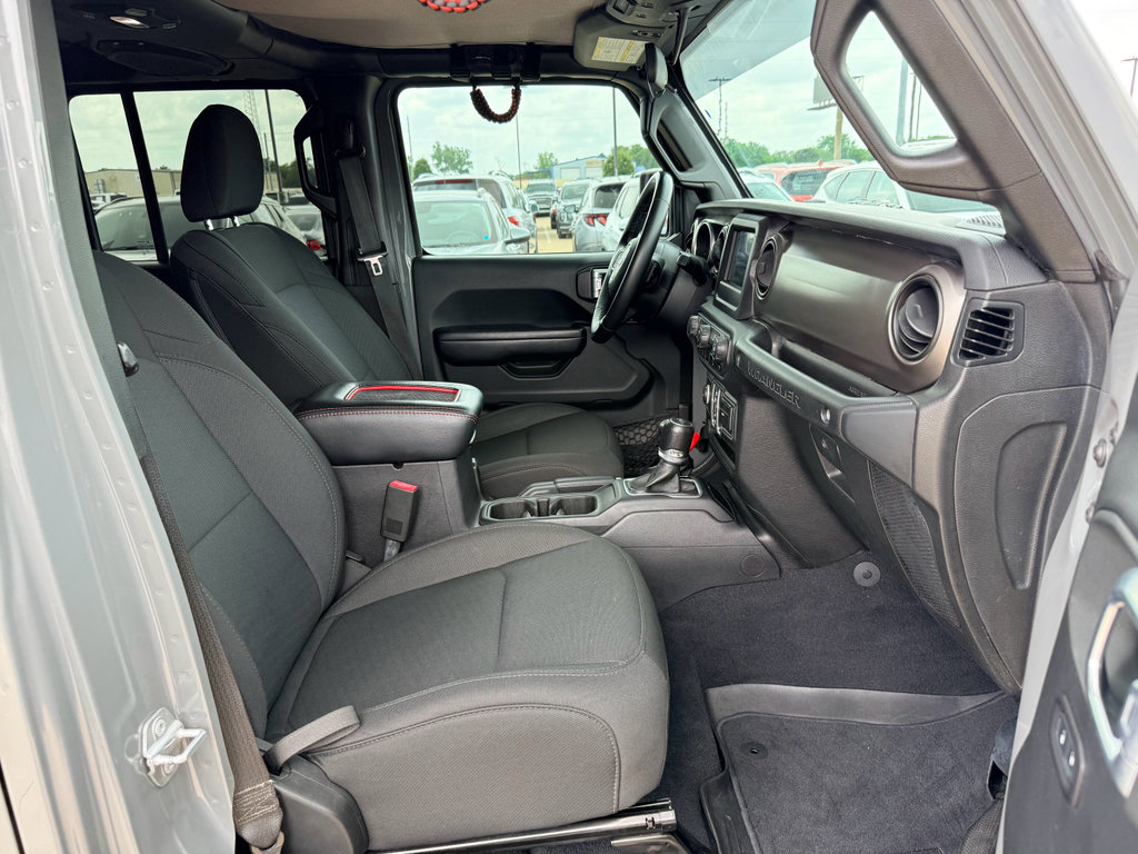 Used 2018 Jeep Wrangler Unlimited Sport S AWD/4WD image 12