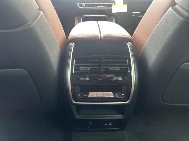 New 2026 BMW X5 xDrive40i w/ Climate Comfort Package AWD/4WD image 21