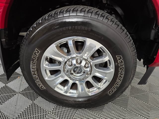 Used 2022 Ford F350 Limited AWD/4WD image 9