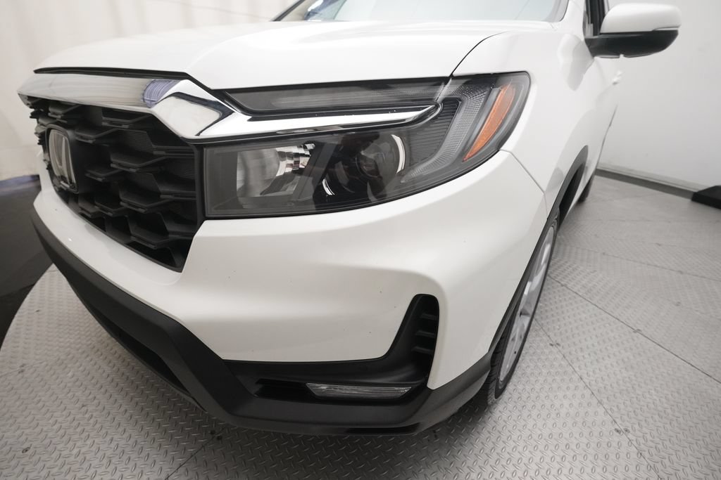 Certified 2025 Honda Passport EX-L image 23