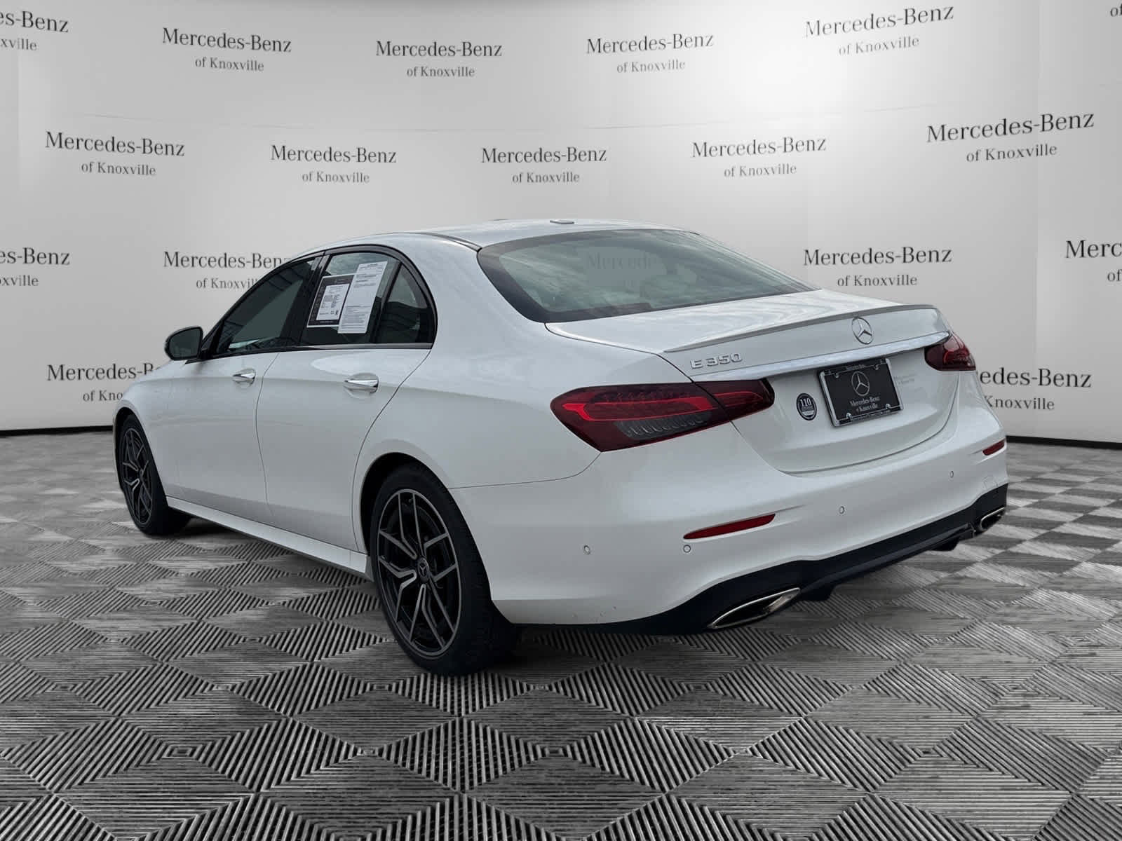 Used 2022 Mercedes-Benz E 350 Sedan image 3