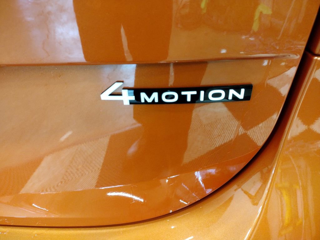 New 2025 Volkswagen ID. Buzz 1st Edition image 16