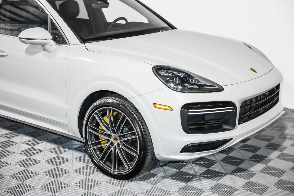 Used 2019 Porsche Cayenne Turbo w/ Sportdesign Package image 5