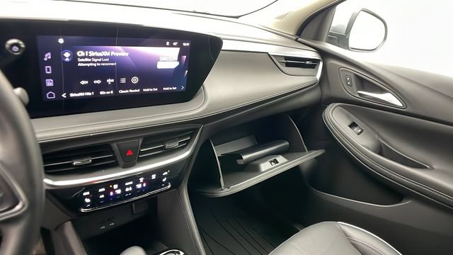 Used 2024 Buick Encore GX Avenir w/ Avenir Convenience Package image 21
