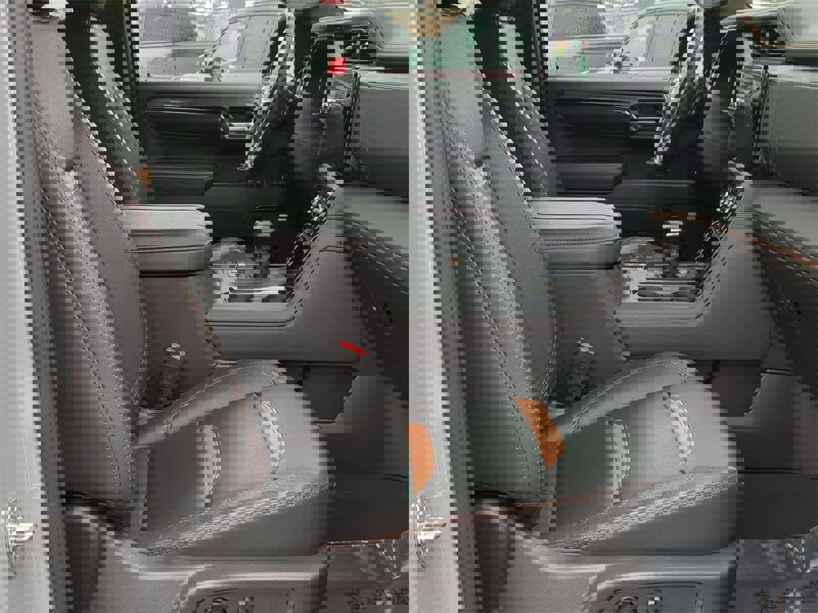 Used 2024 GMC Sierra 1500 AT4 w/ Technology Package image 28