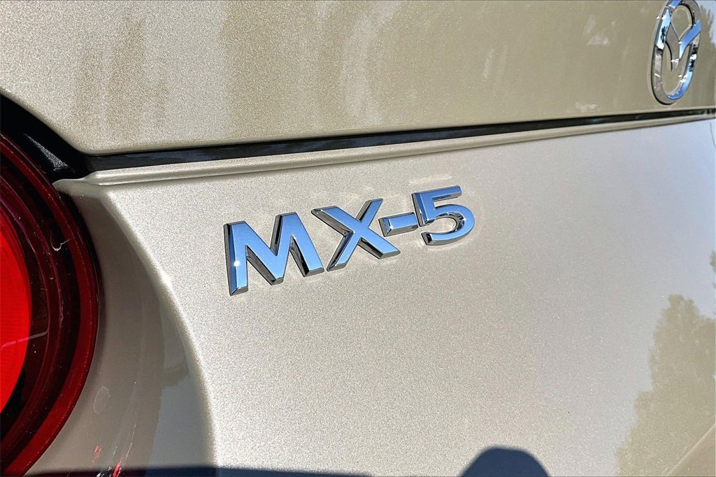 Used 2024 MAZDA MX-5 Miata RF Club image 22