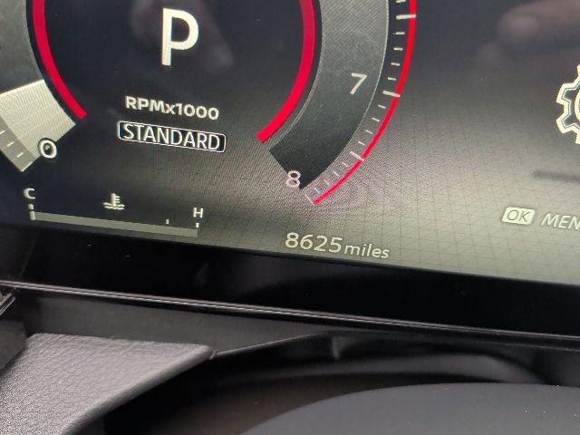 Used 2025 Nissan Kicks SR image 28