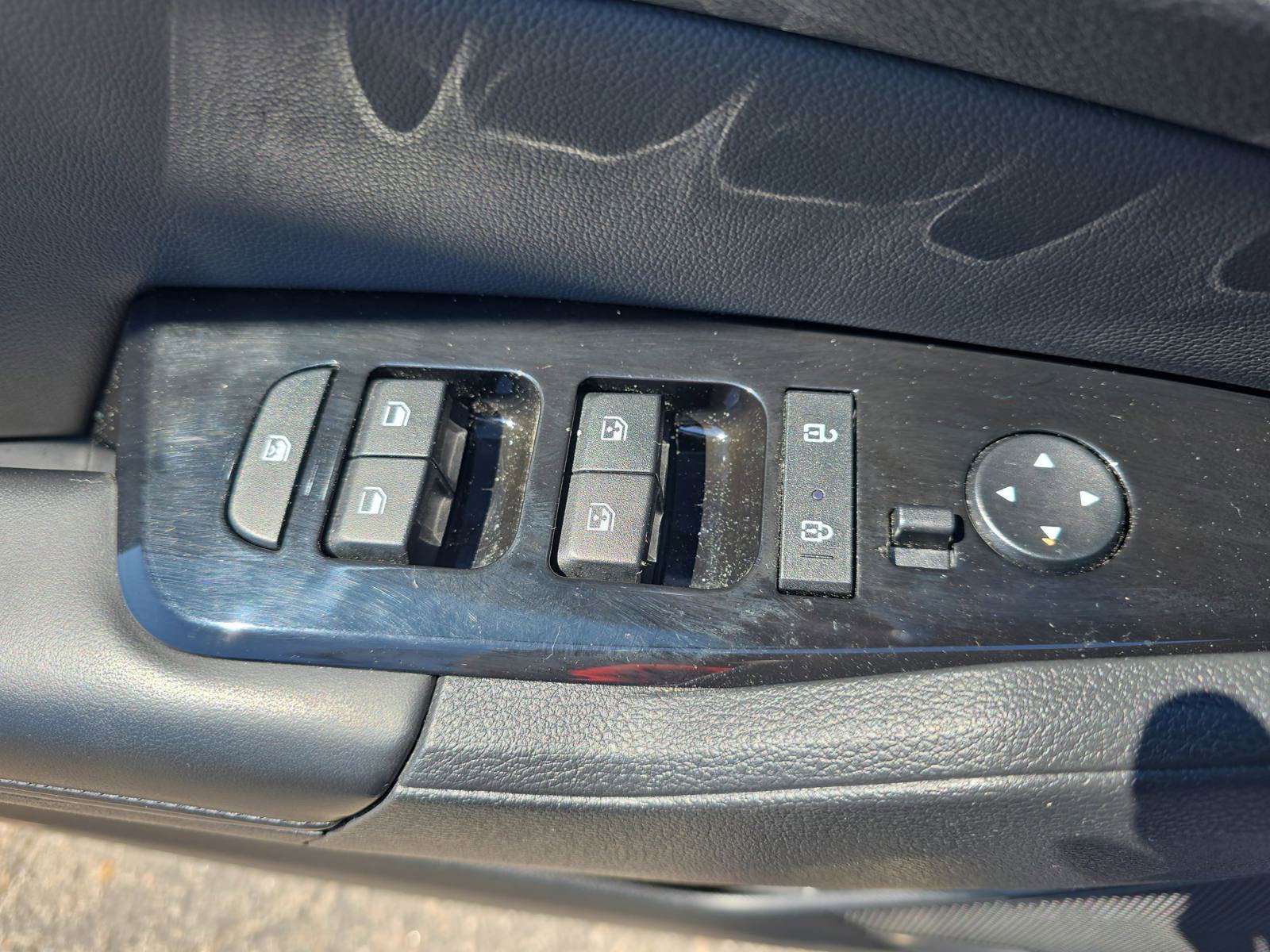 Used 2023 Kia Sportage EX FWD image 30