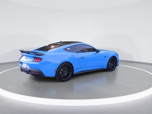Used 2025 Ford Mustang GT RWD image 8
