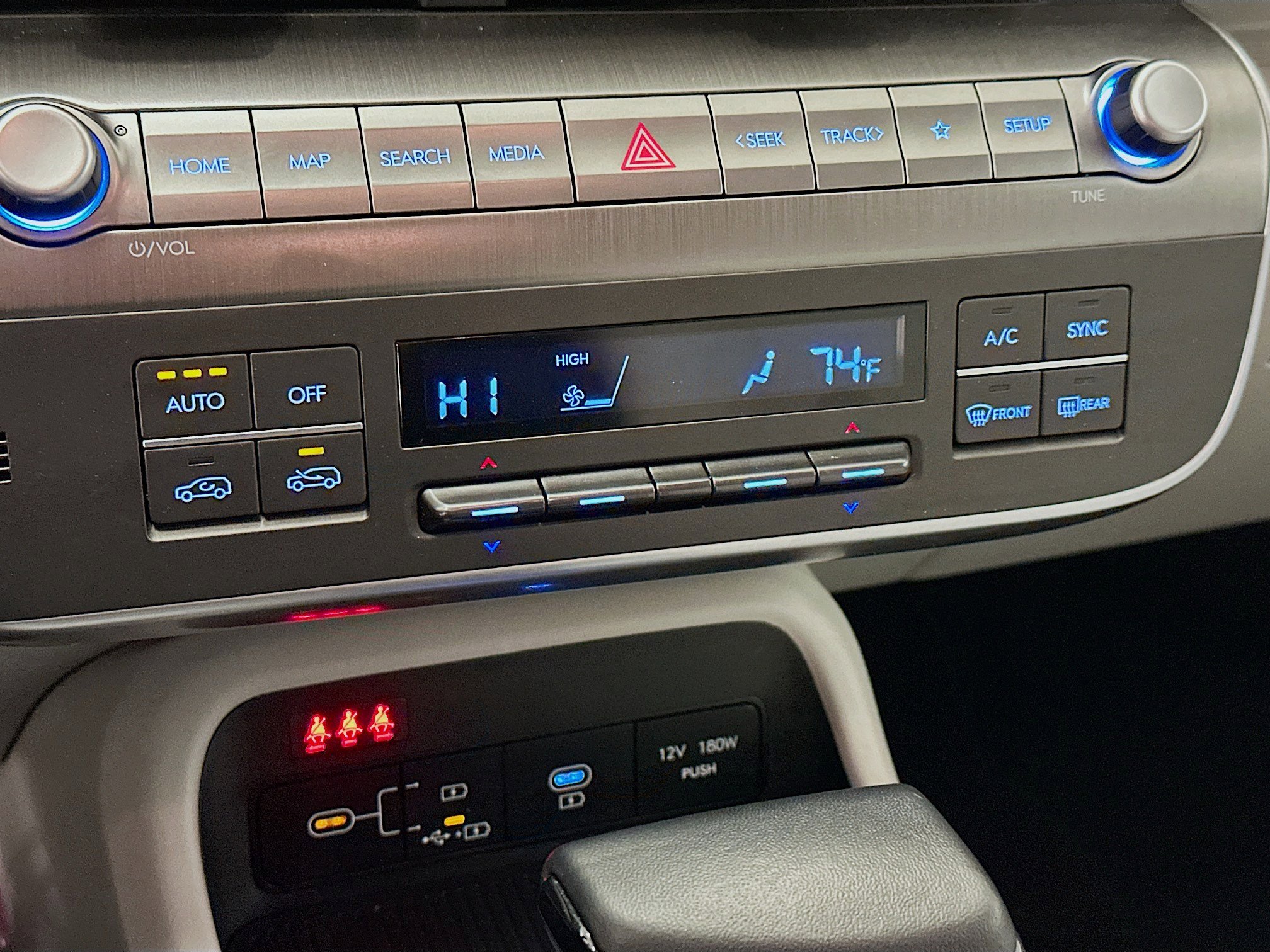 Used 2025 Hyundai Kona SEL image 23