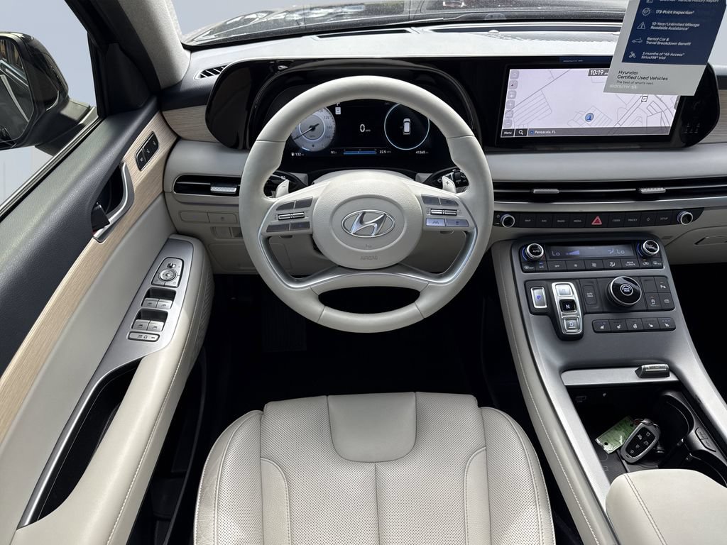 Used 2024 Hyundai Palisade Limited FWD image 14