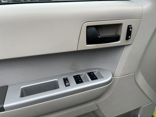 Used 2012 Ford Escape XLT FWD image 17