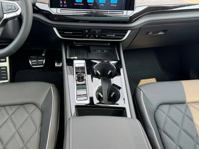 New 2026 Volkswagen Atlas SEL Premium R-Line AWD/4WD image 18
