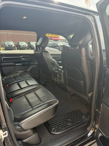 Used 2024 RAM 1500 Laramie AWD/4WD image 14