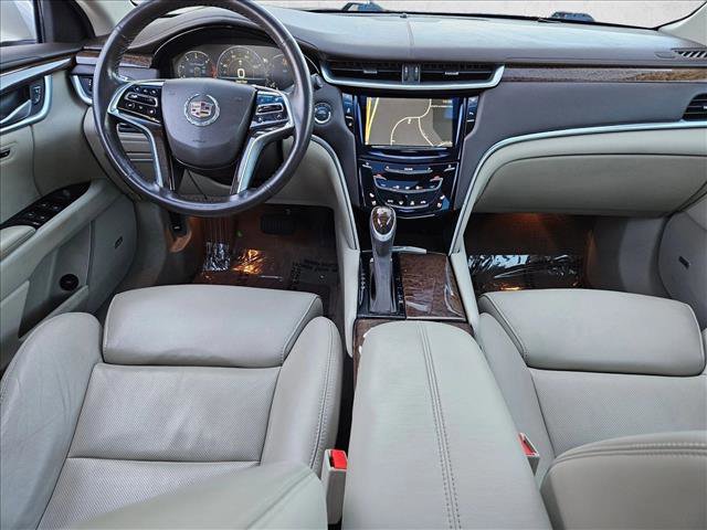 Used 2013 Cadillac XTS Premium image 15