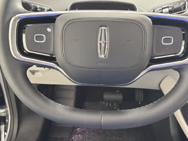 New 2026 Lincoln Nautilus Premier AWD/4WD image 11