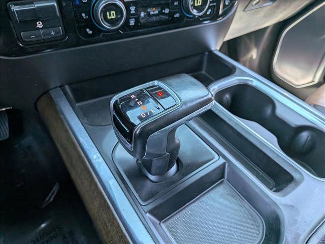 Used 2023 Chevrolet Silverado 1500 High Country w/ High Country Premium Package AWD/4WD image 18