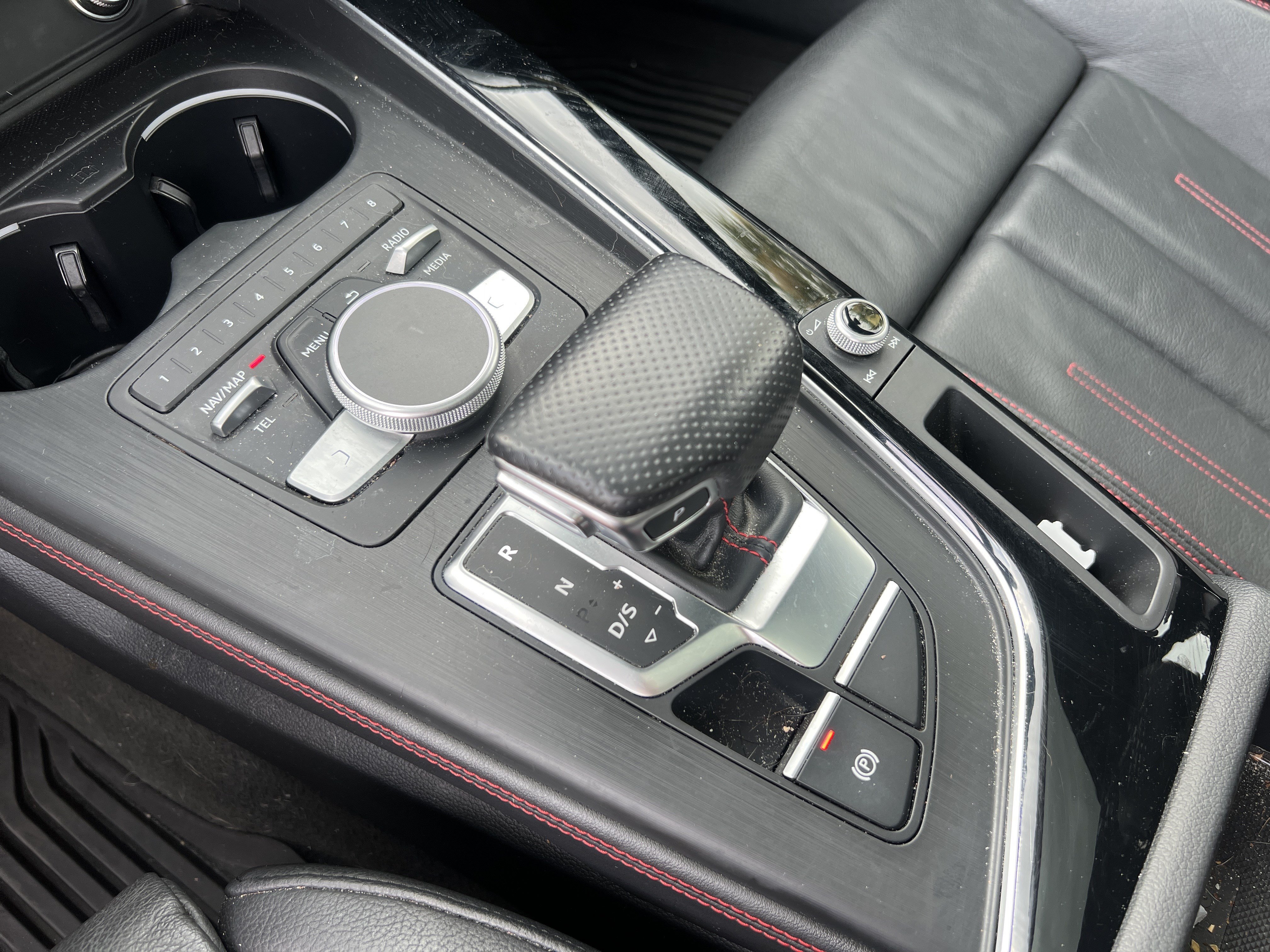Used 2018 Audi A4 2.0T Prestige w/ Prestige Package AWD/4WD image 26