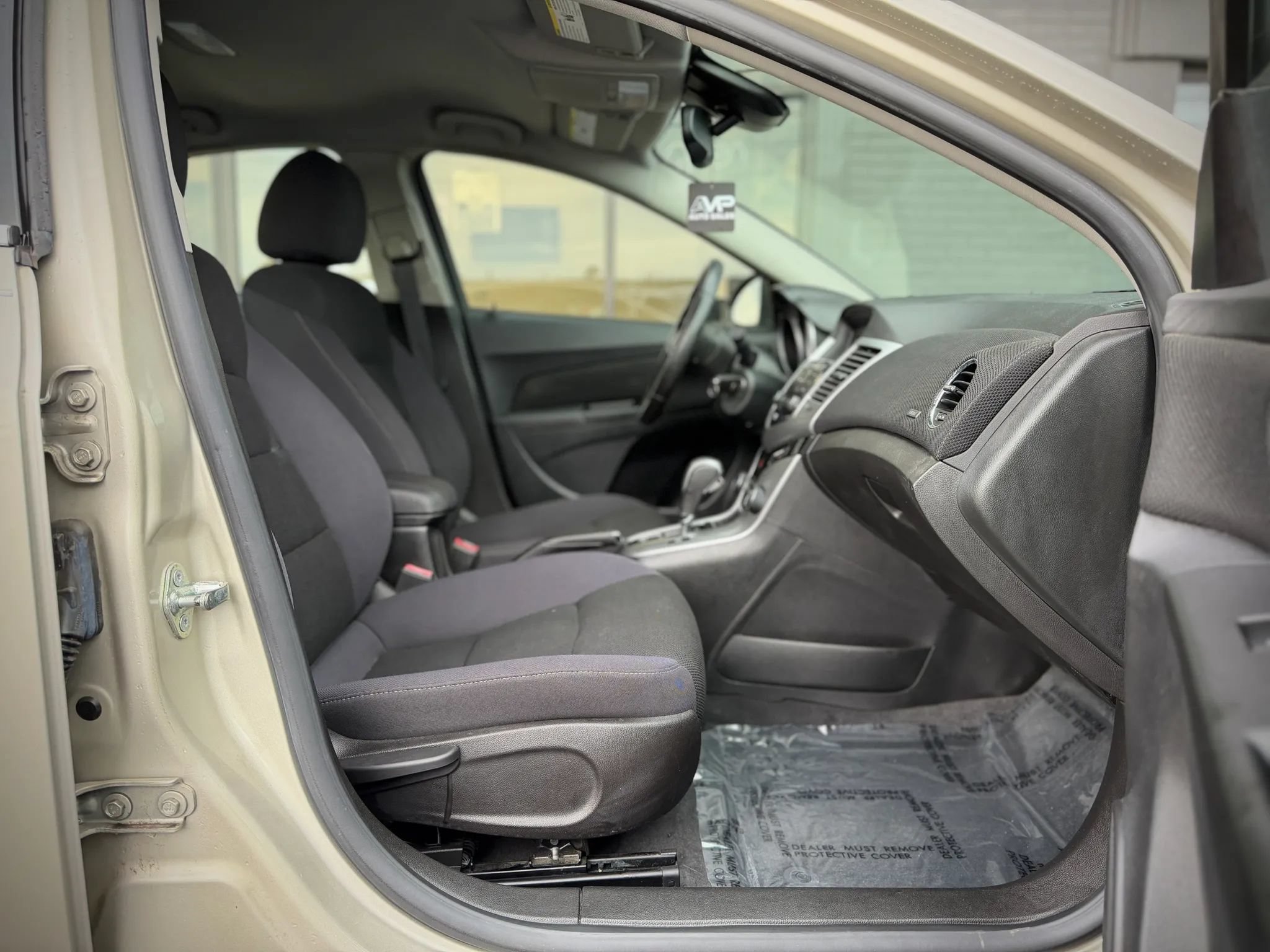 Used 2013 Chevrolet Cruze LT FWD image 15