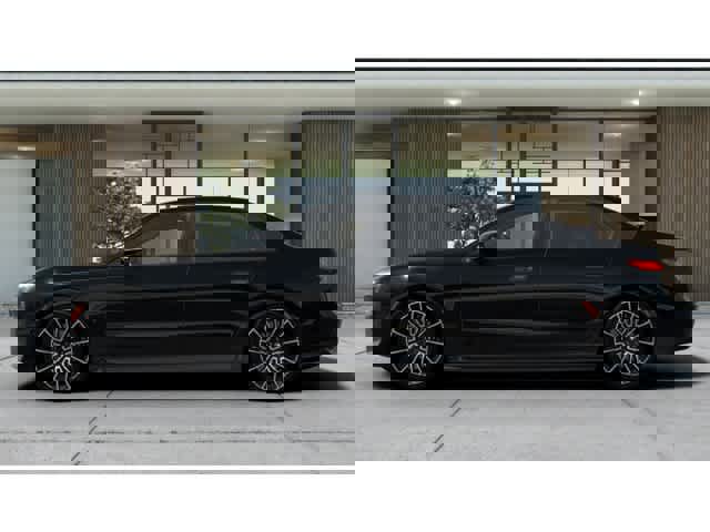 New 2026 BMW i7 xDrive60 w/ Executive Package AWD/4WD image 4