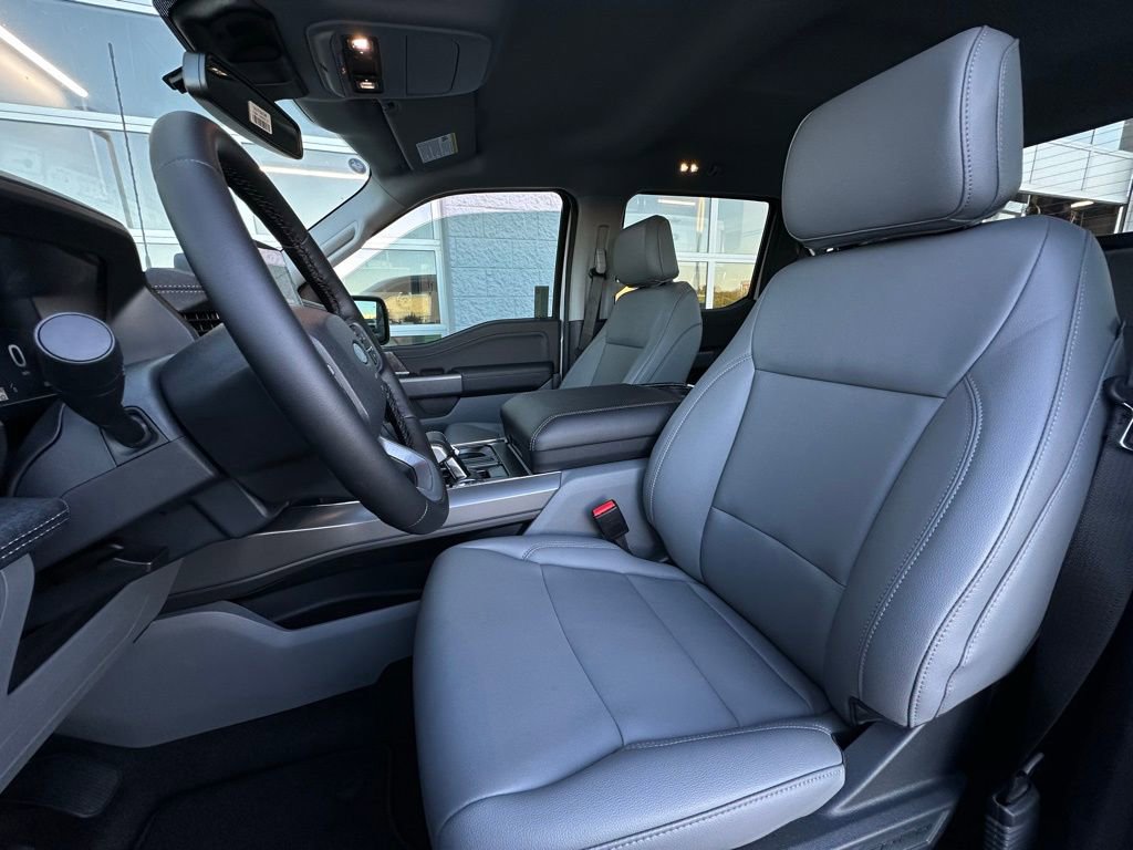 New 2025 Ford F150 Lightning Flash image 36