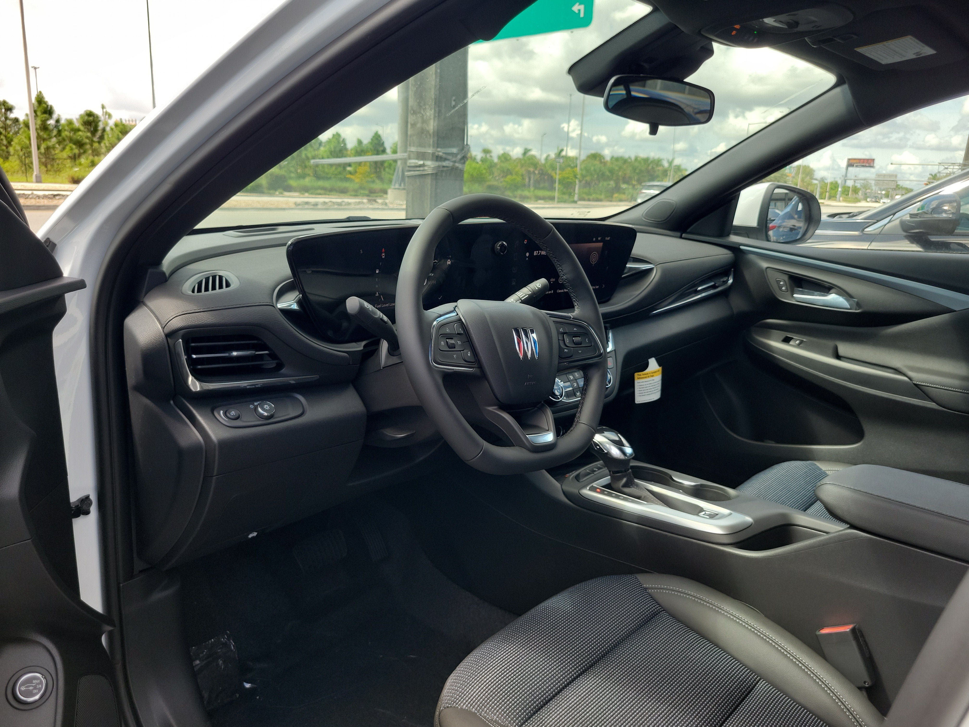 New 2026 Buick Envista Preferred w/ Convenience I Package FWD image 7