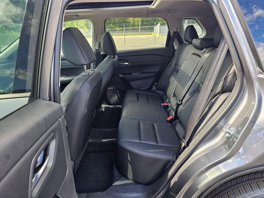 New 2026 Nissan Rogue Dark Armor AWD/4WD image 21