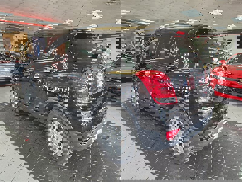 Used 2019 Chevrolet Trax LT w/ LT Convenience Package image 6