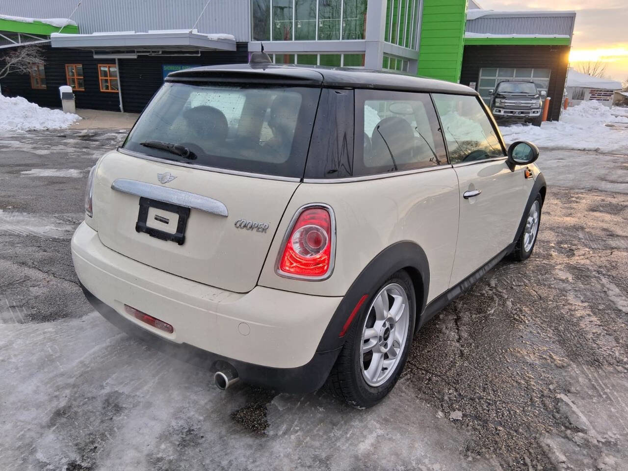 Used 2013 MINI Cooper Hardtop image 6