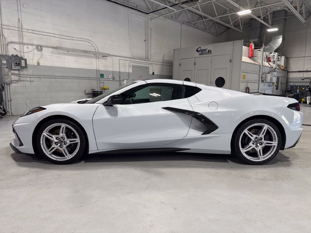 Used 2020 Chevrolet Corvette Stingray Preferred Cpe w/ 2LT Preferred Equipment Group RWD image 42