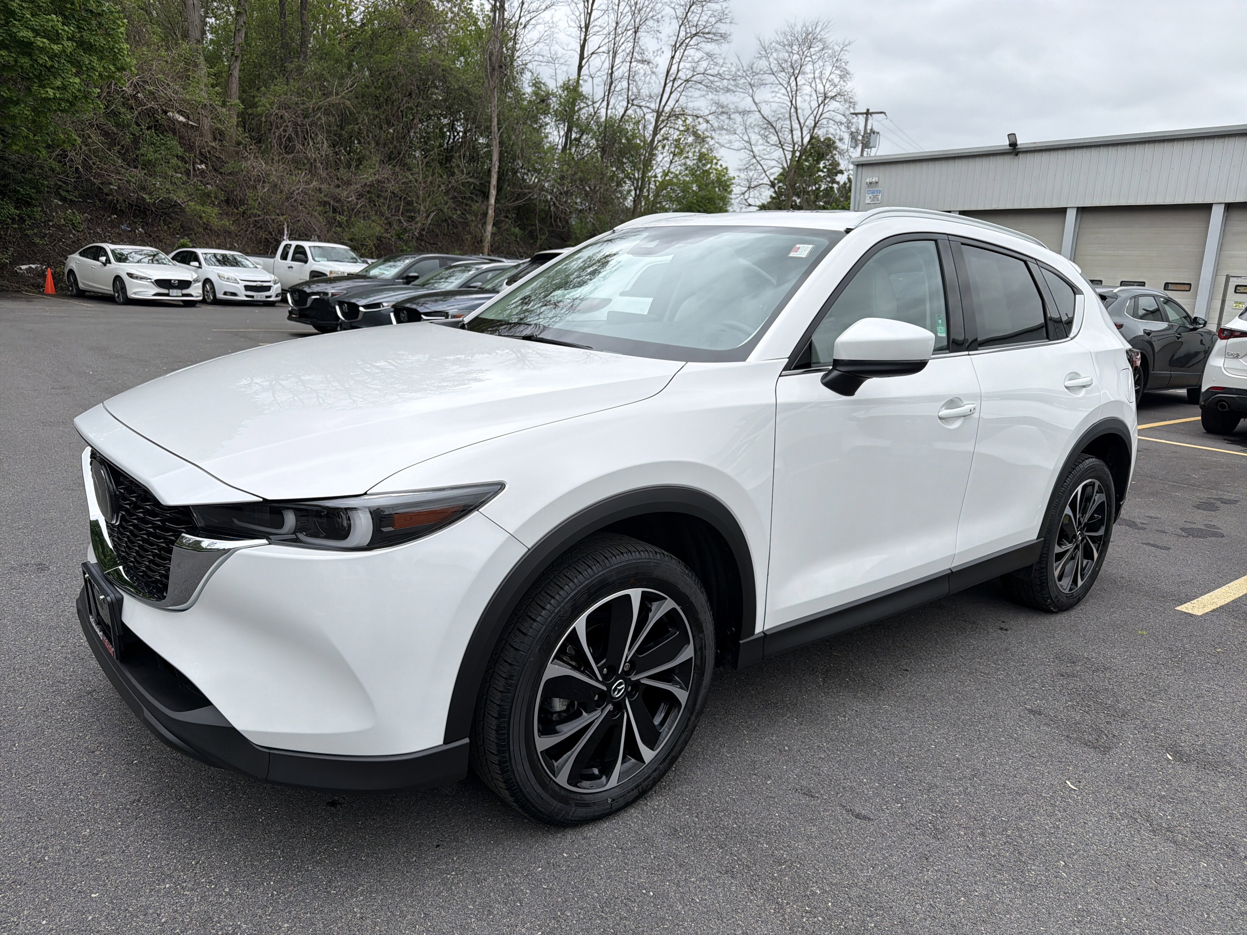 Used 2023 MAZDA CX-5 AWD 2.5 S w/ Premium Package image 4