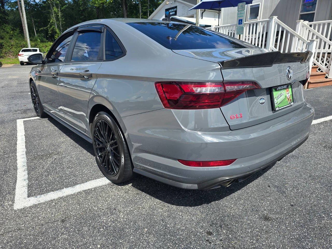 Used 2020 Volkswagen Jetta GLI FWD image 4