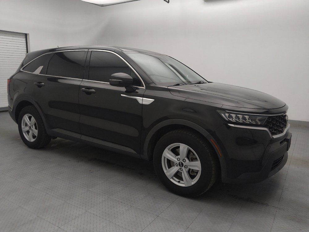 Used 2021 Kia Sorento LX FWD image 11