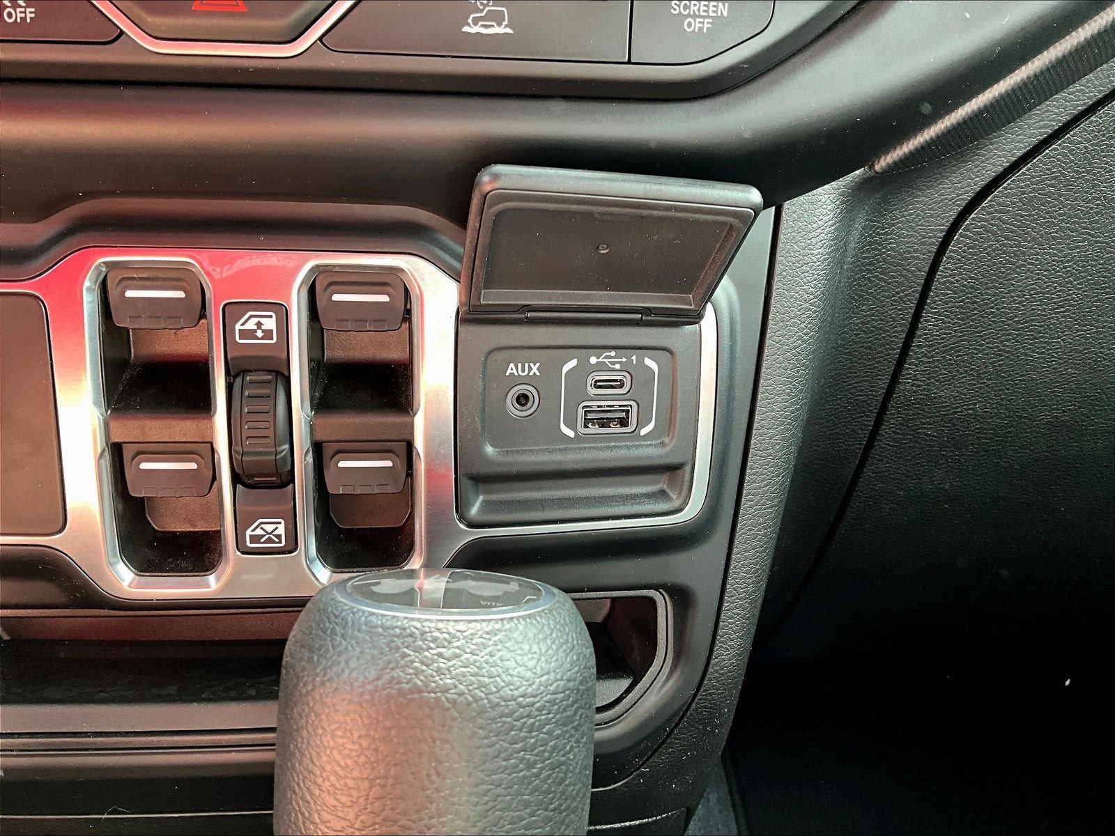 Used 2022 Jeep Wrangler Unlimited Sport AWD/4WD image 15
