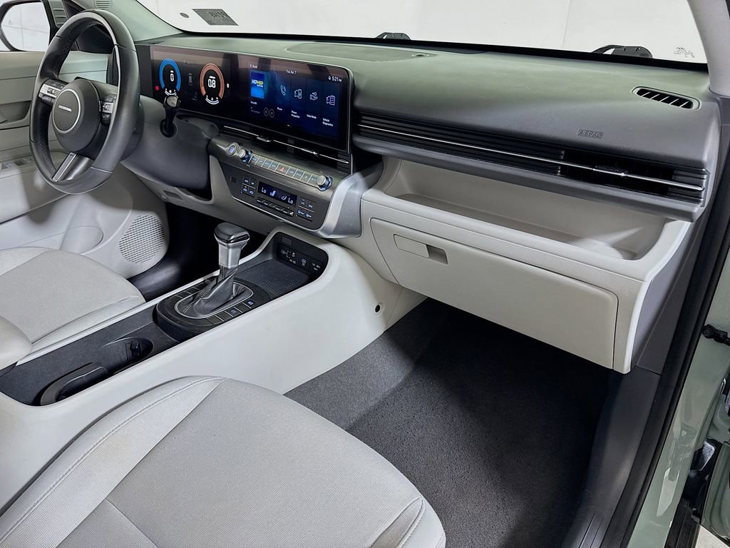Used 2024 Hyundai Kona SEL FWD image 25
