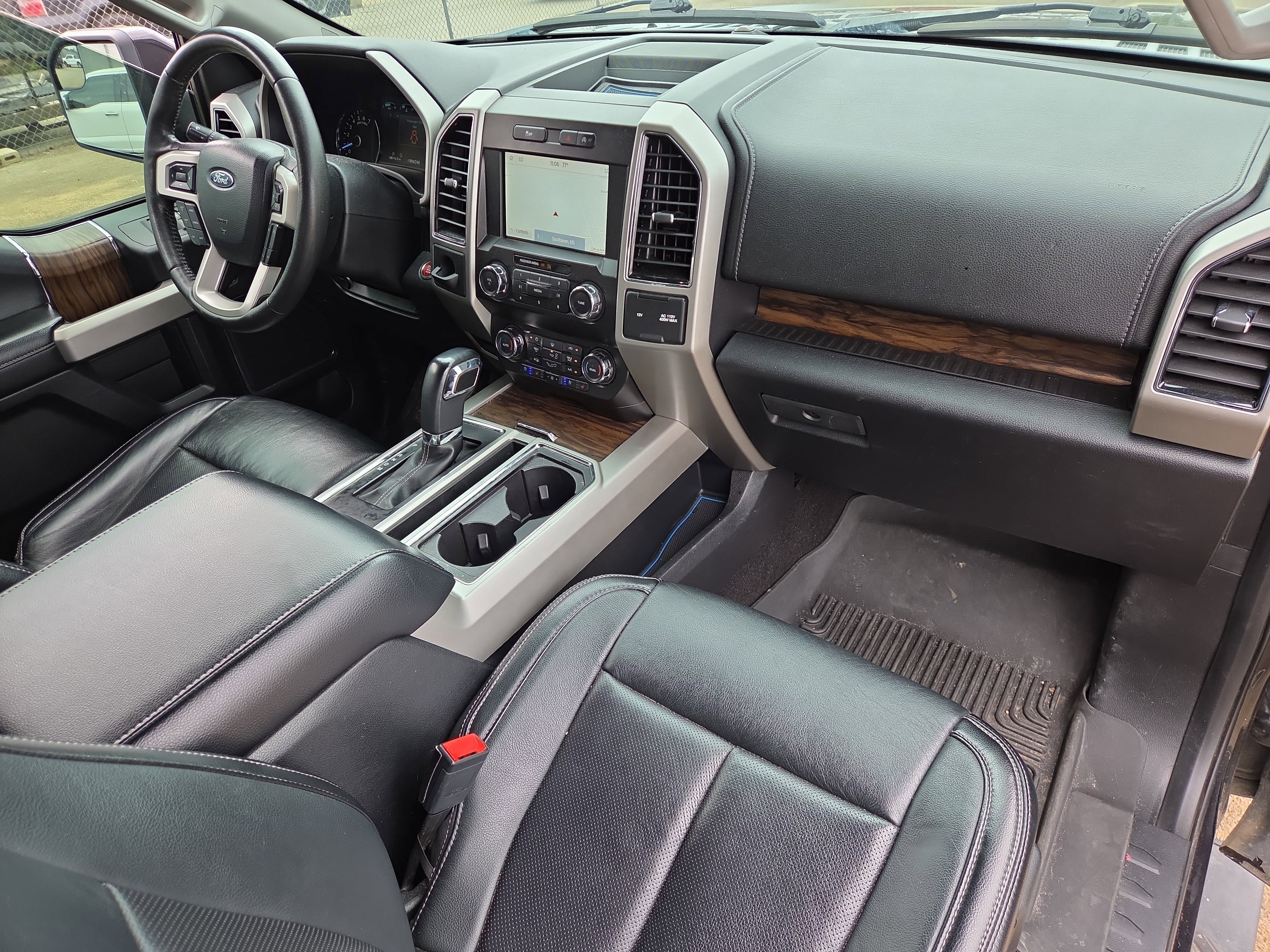 Used 2019 Ford F150 Lariat image 17