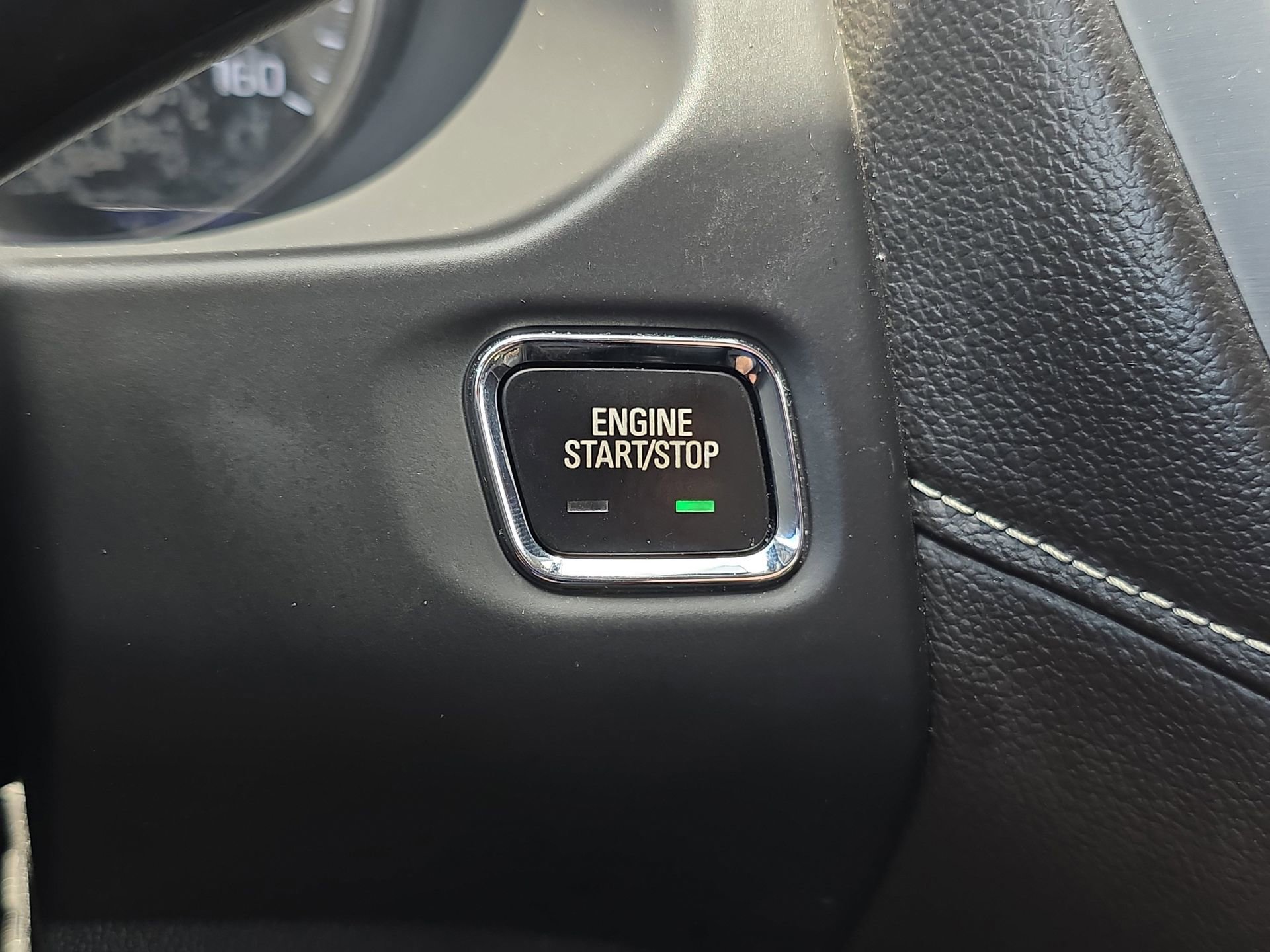 Used 2023 GMC Acadia SLE w/ Driver Convenience Package FWD image 28