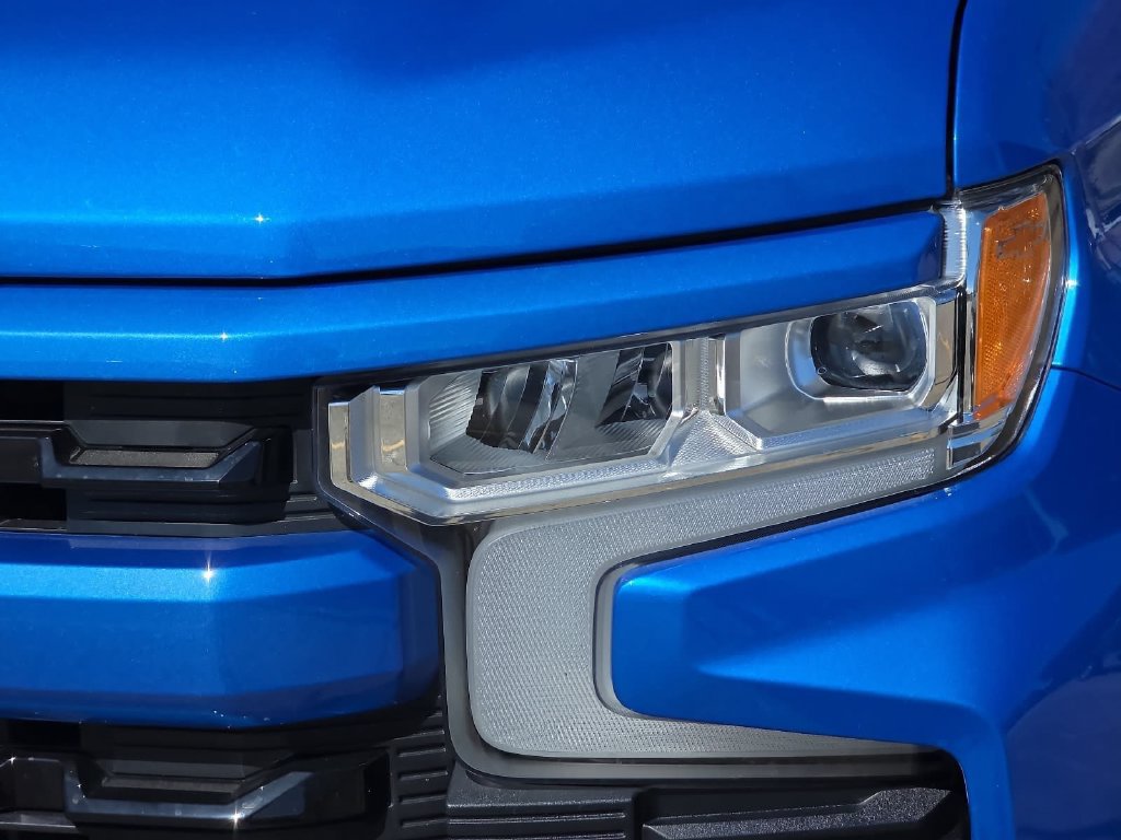 Used 2025 Chevrolet Silverado 1500 RST RWD image 32