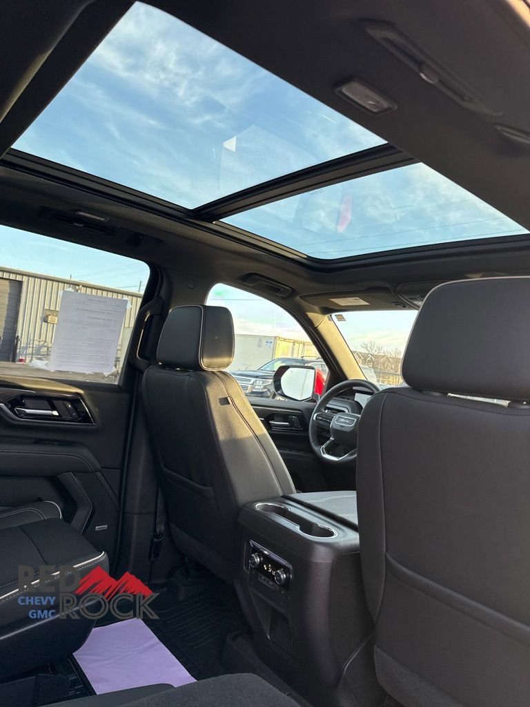 Used 2025 GMC Yukon XL Elevation w/ LPO, Floor Liner Package image 27